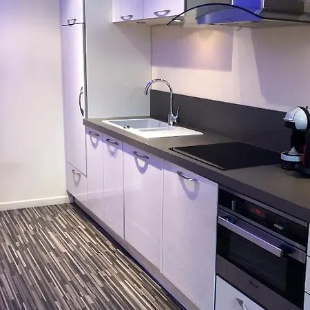 Saint Denis Maison 1 * לה מאנש