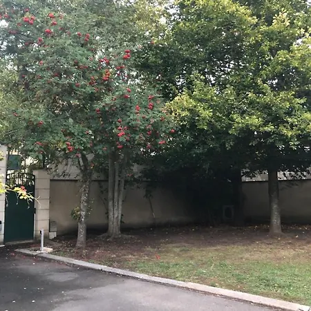 Saint Denis Maison 1 לה מאנש